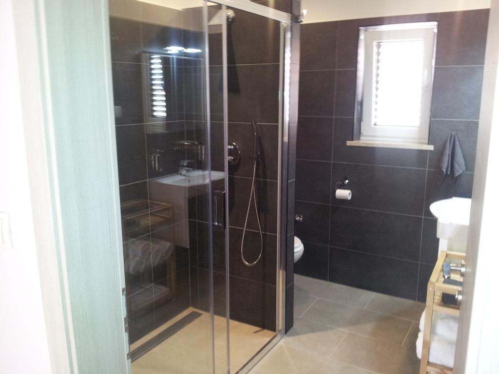Apartment Diminic Melin Cres Luaran gambar